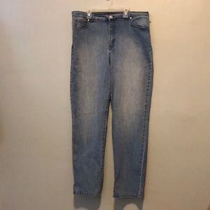 Gloria Vanderbilt blue jeans